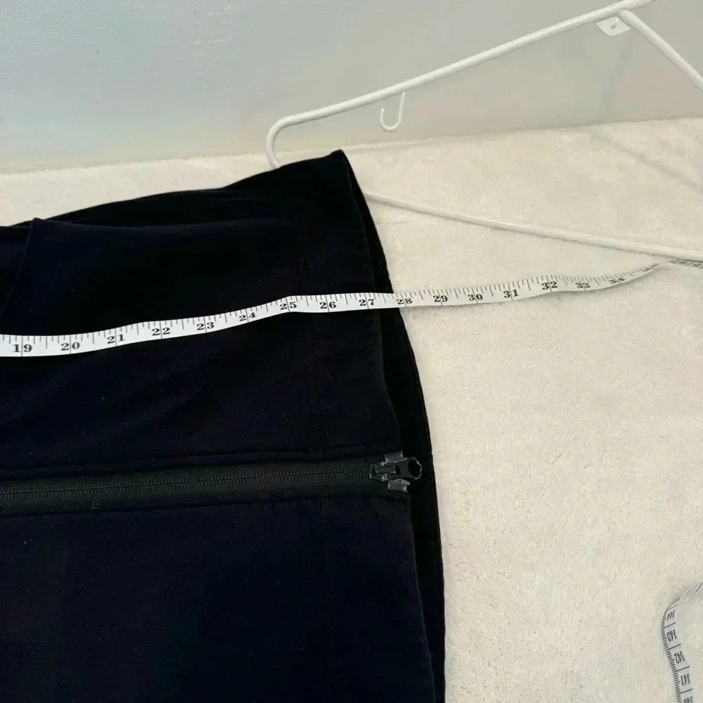 Lululemon womwens jacket size 4